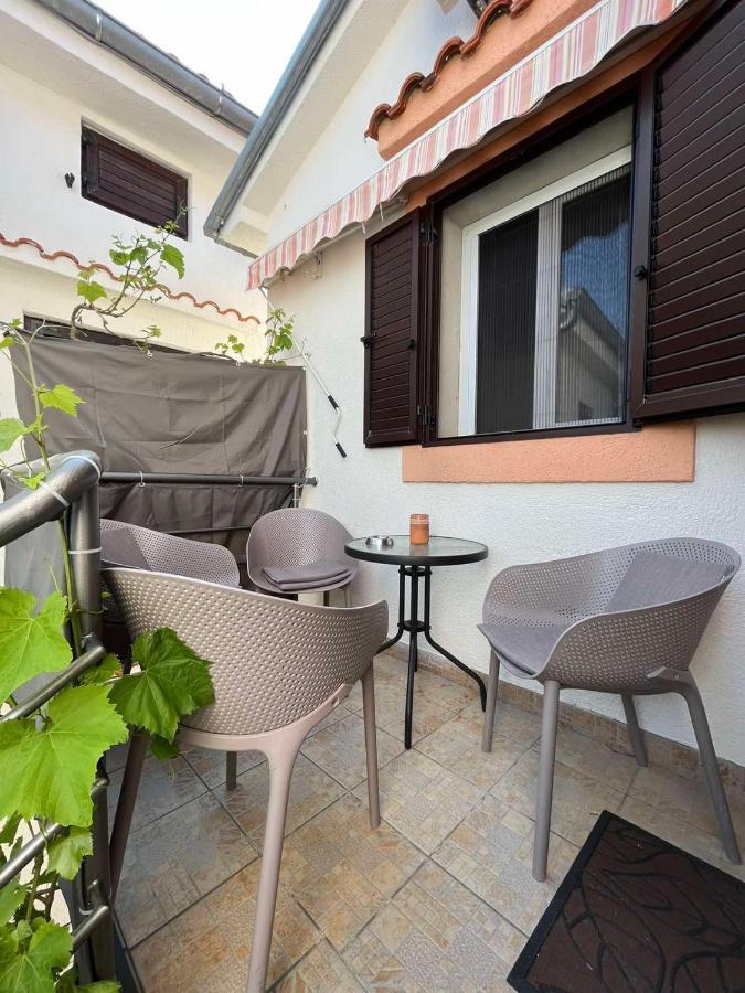 Apartmán Gita Omišalj Exteriér fotografie